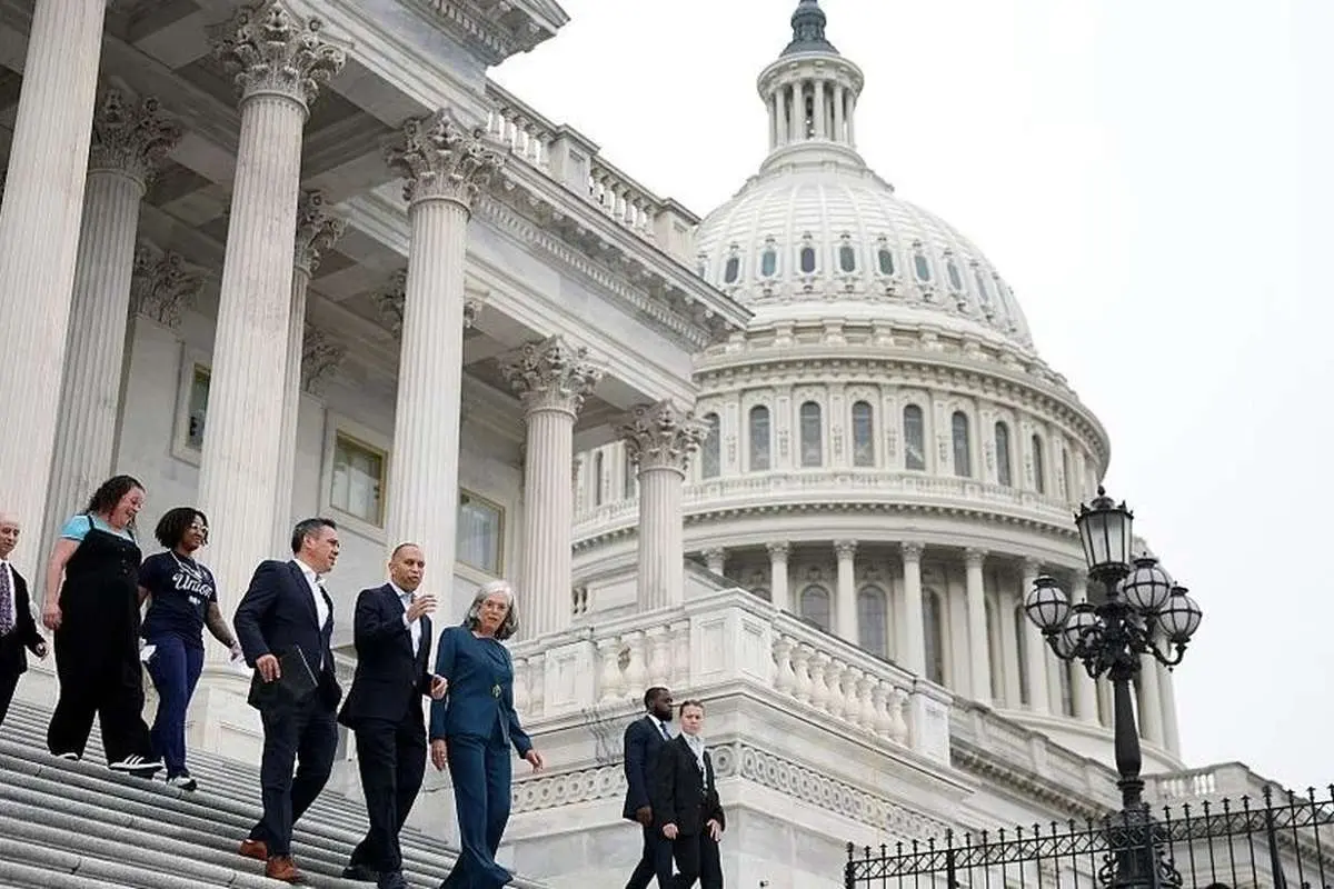 طولانی ترین تعطیلی دولت فدرال در تاریخ ایالات متحده در حال پایان است