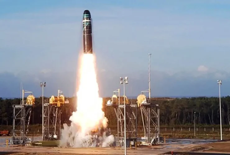 فرانسه موشک اتمی جدیدی پرتاب کرد