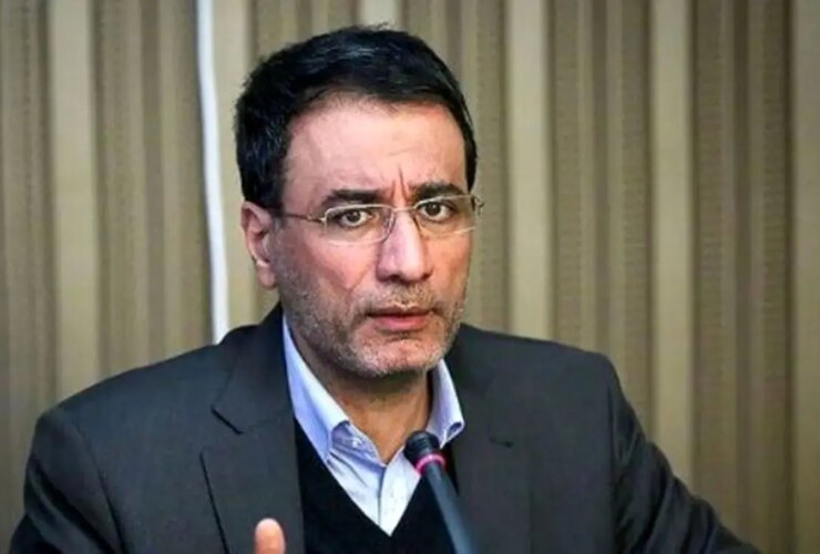 فرجی دانا: بزرگترین نارضایتی کشور نارضایتی عقلانیت است