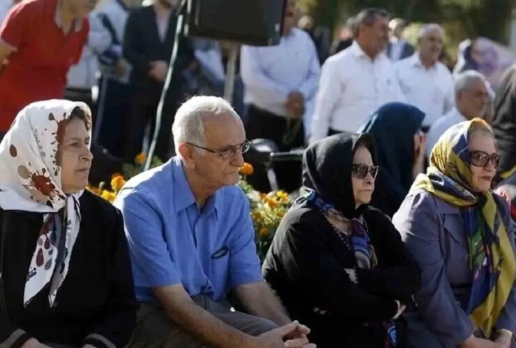 ماجرای قطع بیمه تکمیلی بازنشستگان تامین اجتماعی چه بود؟/بازنده واقعی کیست؟