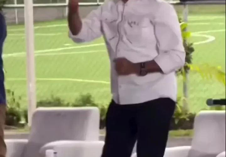 مادورو از رقص معروف ترامپ تقلید کرد