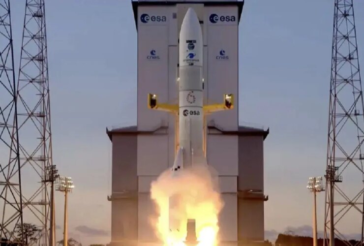 ماهواره جدید اروپا به فضا رفت 32 ماهواره جدید اروپا به فضا رفت