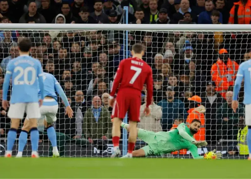 منچسترسیتی 3-0 لیورپول را شکست داد. پیروزی قاطع شاگردان پپ در هزارمین مسابقه 6 pb11tdkl0