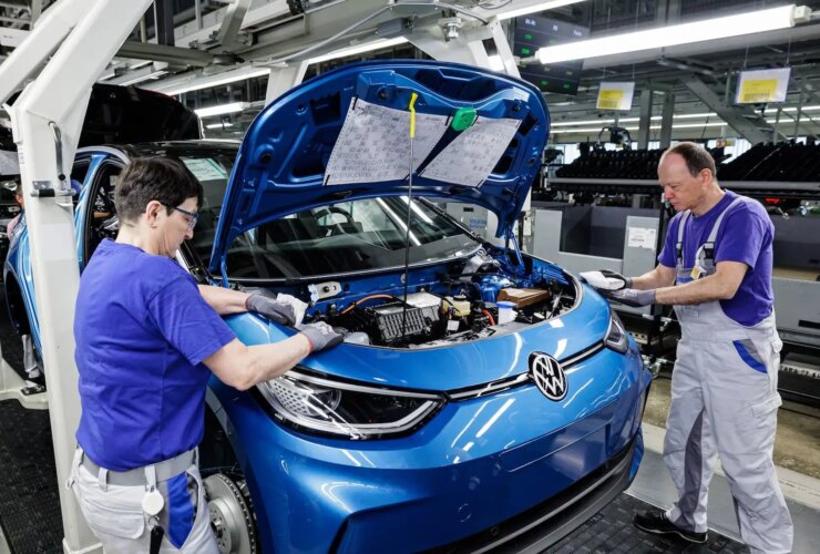 ناقوس مرگ بزرگترین صنعت آلمان به صدا درآمد