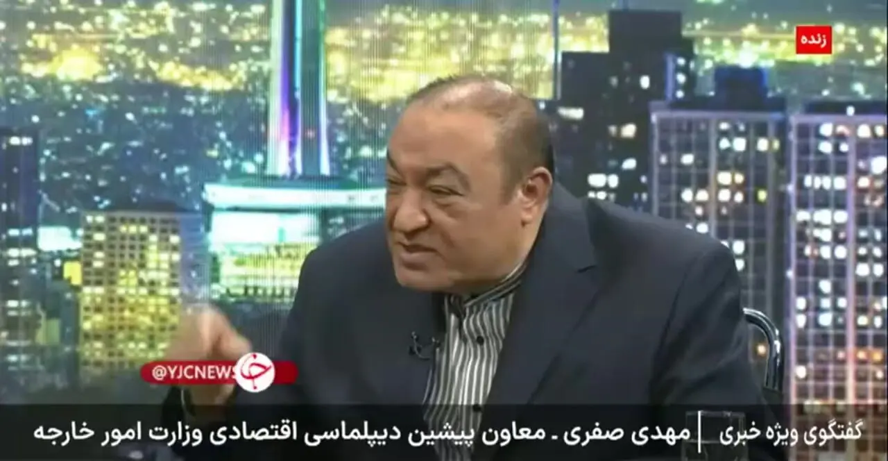 نگاه کنید به معاون سابق وزیر امور خارجه: شهید رئیسی شخصاً با پوتین در مورد فلفل دیدار کرد 1 نگاه کنید به معاون سابق وزیر امور خارجه: شهید رئیسی شخصاً با پوتین در مورد فلفل دیدار کرد