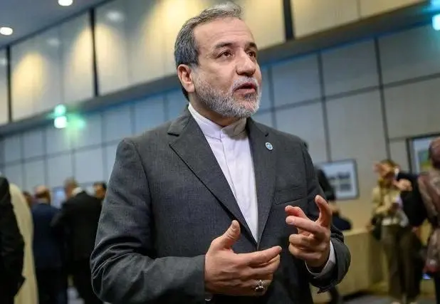 هشدار برخی نمایندگان مجلس به عراقچی