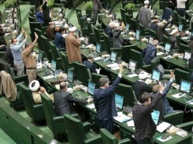 هشدار لاریجانی، بی تفاوتی رادیکال ها؛ راه بازگشت به اقتدارگرایی آغاز شده است 10 هشدار لاریجانی، بی تفاوتی رادیکال ها؛ راه بازگشت به اقتدارگرایی آغاز شده است