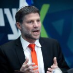 وزیر رژیم صهیونیستی: هر یهودی که با ایران همکاری کند اعدام می شود