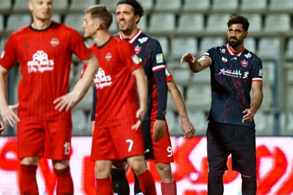 پرسپولیس-تراکتور; 2 سال بدون تماشاگر در ورزشگاه خالی!