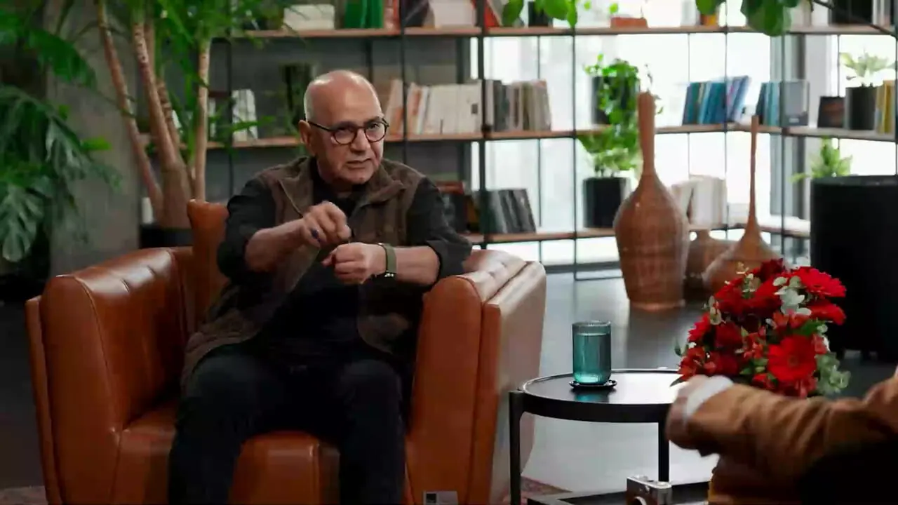 پرویز پرستویی: هر وقت احساس کنم بازیگر هستم دیگر بازی نمی کنم