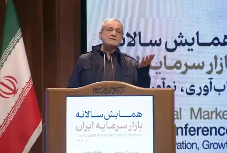 پزشکان: دو برابر پارسال سوخت برای زمستان داریم 25 پزشکان: دو برابر پارسال سوخت برای زمستان داریم