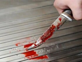 پسر کوچکتر پدرش را با 10 چاقو کشت/ متهم: به خاطر محدورالدم او را کشتم. 9 پسر کوچکتر پدرش را با 10 چاقو کشت/ متهم: به خاطر محدورالدم او را کشتم.