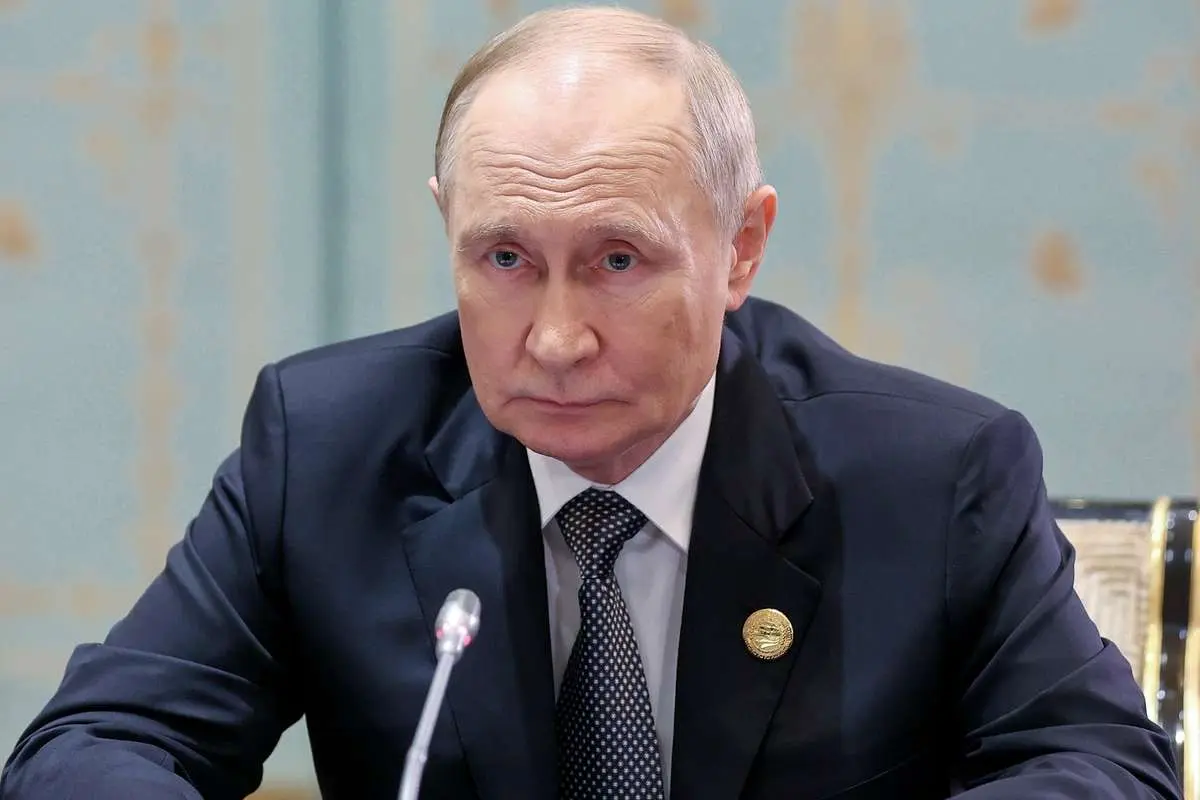 پوتین خطاب به رئیس جمهور لبنان: دخالت در امور داخلی لبنان غیرقابل قبول است