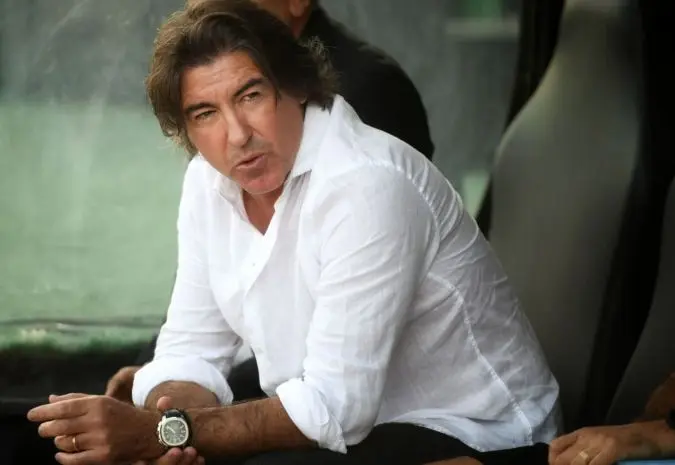 پیام ویژه ساپینتو برای هواداران استقلال: نسبت به پیراهن استقلال تعصب داشته باشید! 1 پیام ویژه ساپینتو برای هواداران استقلال: نسبت به پیراهن استقلال تعصب داشته باشید!