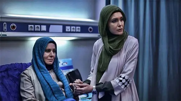 چهره «آیناز» (سریال آنام) در اسپانیا پس از 8 سال در 45 سالگی