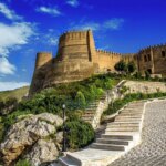 کشف آثار عصر برنز در قلعه آسمان خراش خرم آباد