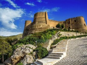 کشف آثار عصر برنز در قلعه آسمان خراش خرم آباد 8 کشف آثار عصر برنز در قلعه آسمان خراش خرم آباد