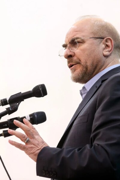 کلیباف: آمریکا 14 بمب مستقیم روی تاسیسات ما انداخت 3 کلیباف: آمریکا 14 بمب مستقیم روی تاسیسات ما انداخت