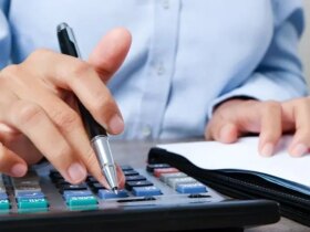 کلیه اصناف تا پایان سال مشمول مالیات بر ارزش افزوده هستند 9 کلیه اصناف تا پایان سال مشمول مالیات بر ارزش افزوده هستند