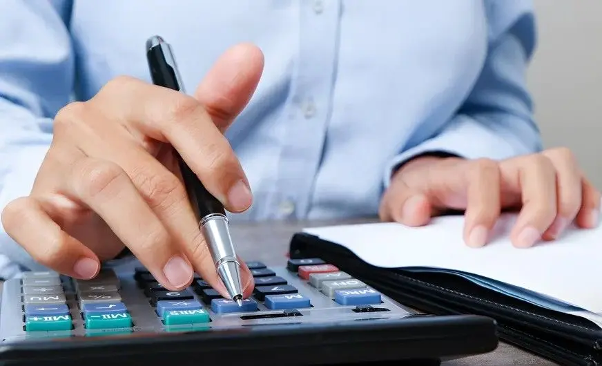 کلیه اصناف تا پایان سال مشمول مالیات بر ارزش افزوده هستند 1 کلیه اصناف تا پایان سال مشمول مالیات بر ارزش افزوده هستند