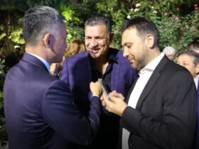 یک فرانسوی دم در دنبال علی دایی است! 8 یک فرانسوی دم در دنبال علی دایی است!