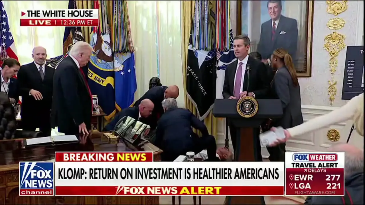 یکی از مدیران آمریکایی در جریان پخش زنده در دفتر ترامپ بیهوش شد 1 یکی از مدیران آمریکایی در جریان پخش زنده در دفتر ترامپ بیهوش شد