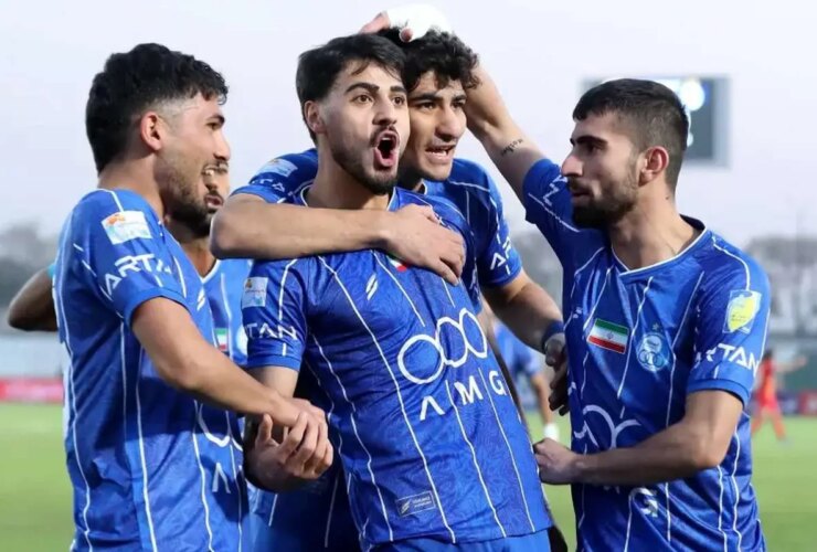 استقلال بدون محرومیت در دربی