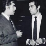 بهروز وثوقی مدتها با اشرف پهلوی همراه بود و با دربار رابطه داشت.