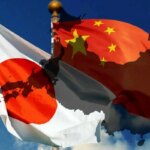 چین خواننده ژاپنی را در اواسط اجرا شکست داد