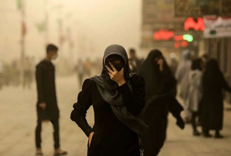 تعداد کشته شدگان سازمان بهشت ​​زهرا از 180 نفر به 220 نفر در روز افزایش یافت. این رشد وضعیت فاجعه بار آلودگی هوا را نشان می دهد.