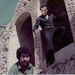 عکس/ حسین گیل ۳۲ ساله در کنار ناصر ملک مطیعی; سال 51