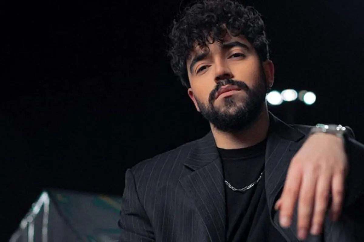 اولین آلبوم رسمی «شروین حاجی پور» منتشر شد/من از ایران نمی روم، اینجا کار می کنم.