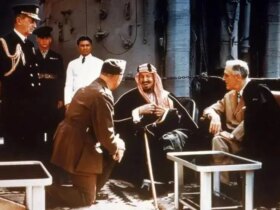 قتلی که عربستان را تکان داد/ پادشاهی که هنگام بوسیدن برادرزاده اش ترور شد 8 وحشت مالک فیصل