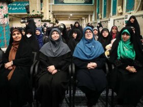 تصویری متفاوت در دیدار امروز سخنگوی دولت با رهبر انقلاب 10 تصویری متفاوت در دیدار امروز سخنگوی دولت با رهبر انقلاب