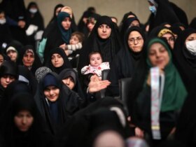 عکس؛ ژیلا صادقی و بازیگر زن در دیدار با رهبر انقلاب