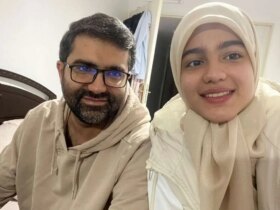 پس از فوت فرزند دوم ثقاب اصفهانی، محمد سبحان دلبندش نیز دفتر خاطرات را ترک کرد، مثل نسیم خنکی جذاب بود.