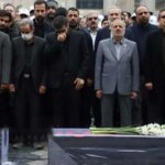 تصویری از مراسم تشییع همسر و پسر ثقاب اصفهانی معاون رئیس جمهور در مشهد