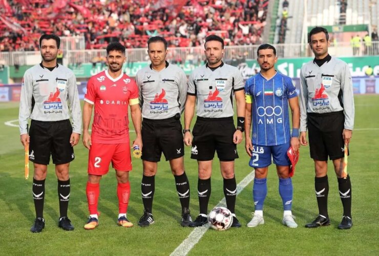 قضاوت تخصصی وحید کاظمی داور دربی 106 پرسپولیس - استقلال