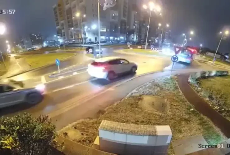 لحظه ای از یک ماشین در رومانی