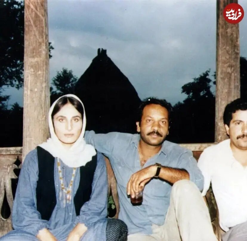 عکس/ داریوش فرهنگ 38 ساله در کنار همسر اولش سوسن تسلیمی; سال 64 1 عکس/ داریوش فرهنگ 38 ساله در کنار همسر اولش سوسن تسلیمی; سال 64