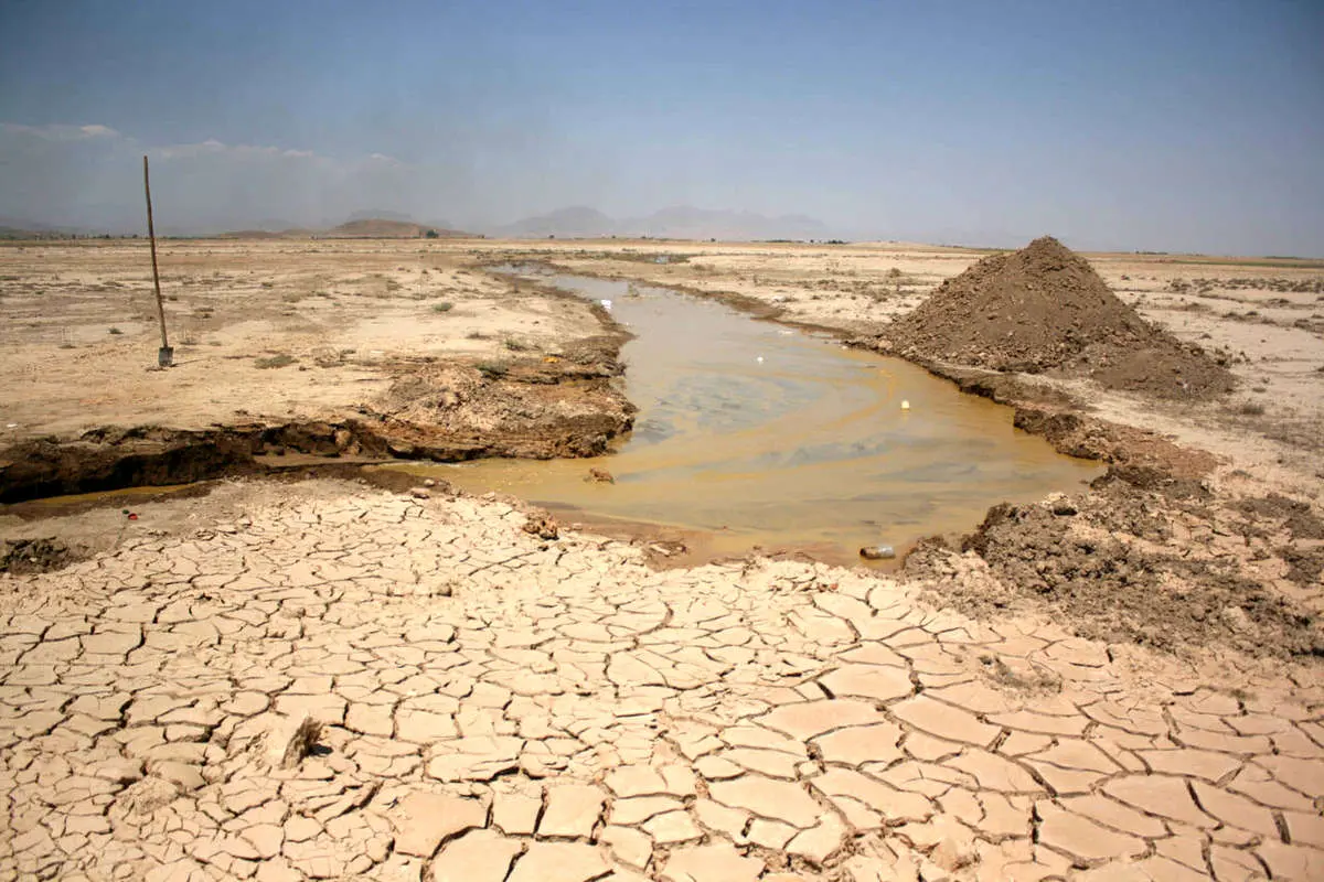 معاون وزیر نیرو: بحران آب به نقطه بی بازگشتی رسیده است 1 معاون وزیر نیرو: بحران آب به نقطه بی بازگشتی رسیده است