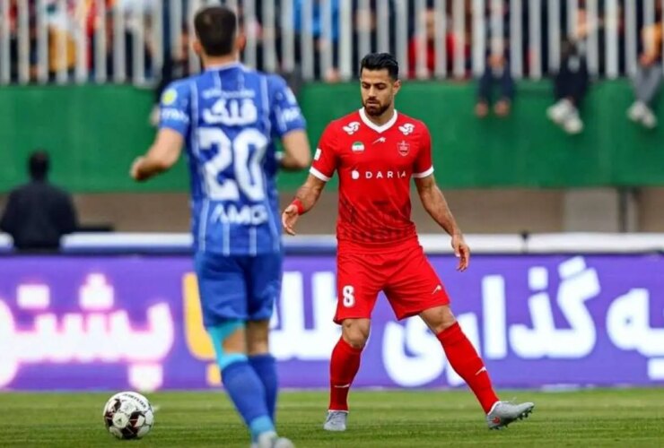 موقعیت های ستاره پرسپولیس بعد از اشتباهات مرگبار در دربی 14 موقعیت های ستاره پرسپولیس بعد از اشتباهات مرگبار در دربی