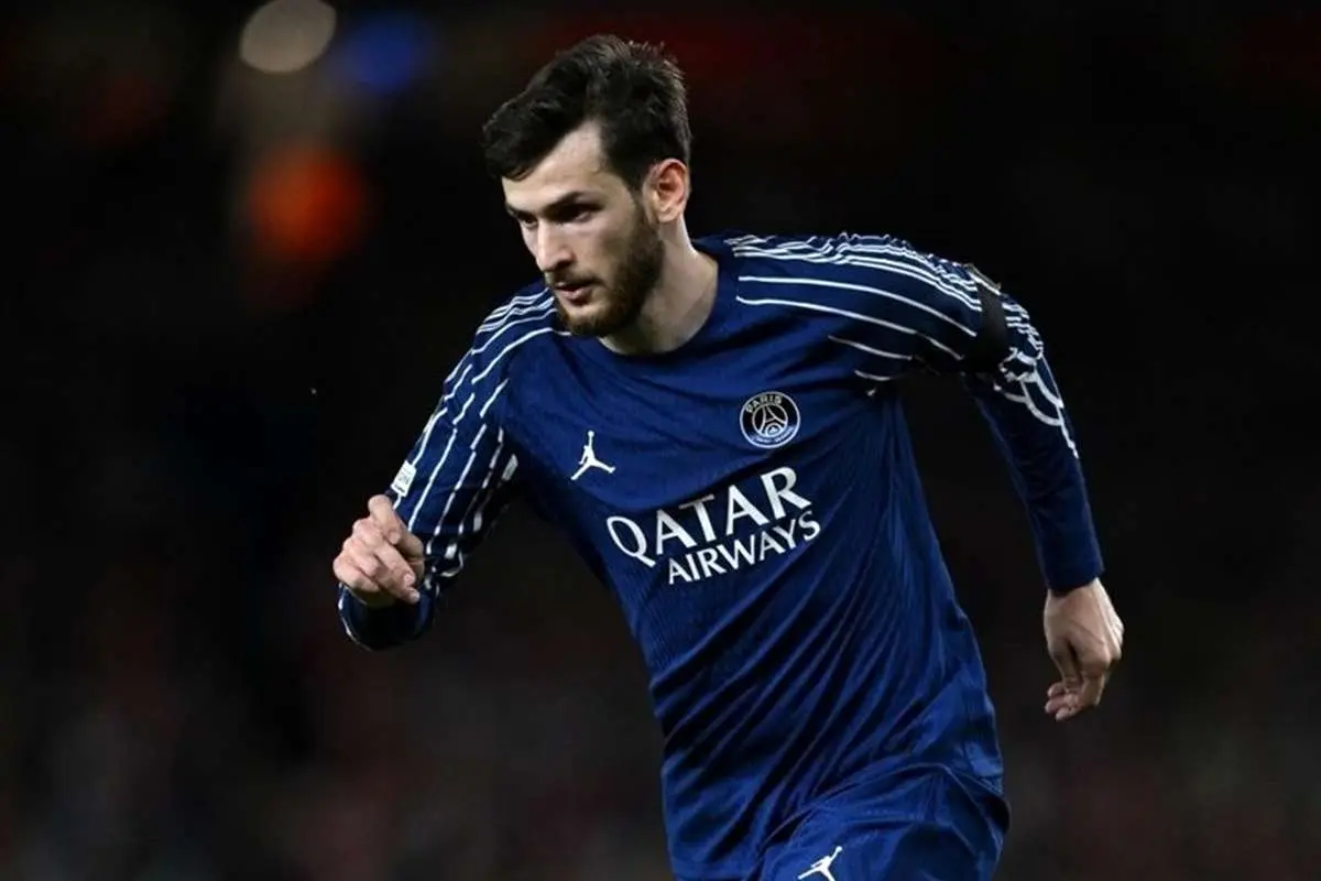 پاری سن ژرمن مهمانانش را غرق گل کرد 1 پاری سن ژرمن مهمانانش را غرق گل کرد