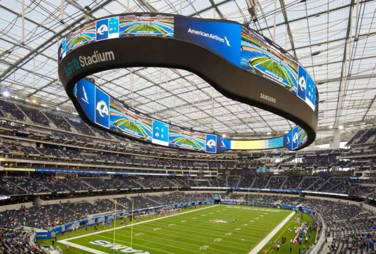 گران ترین ورزشگاه جهان میزبان 2 بازی تیم ملی ایران است! 24 گران ترین ورزشگاه جهان میزبان 2 بازی تیم ملی ایران است!