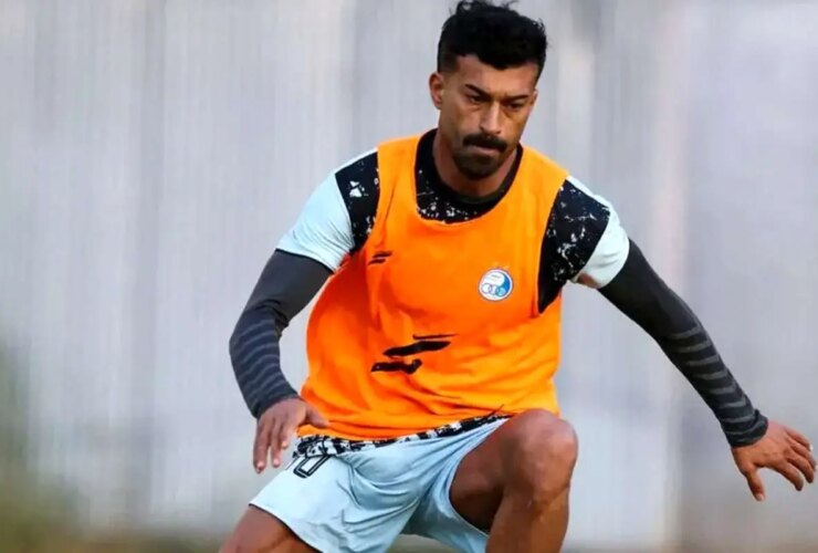 اولین مسابقه بعد از تهدید رامین ساپینتو در تمرین! 32 اولین مسابقه بعد از تهدید رامین ساپینتو در تمرین!