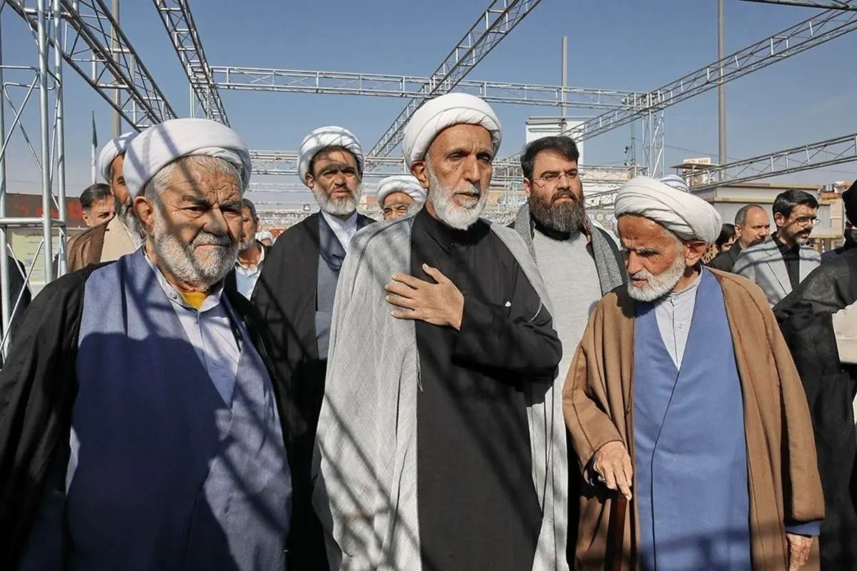 تصاویر; تشییع جنازه پدر حسین و مهدی طیب 1 تصاویر; تشییع جنازه پدر حسین و مهدی طیب