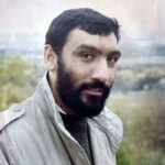 لیوان دودی؛ گادپوری، پورمحمدی و دانشجویی در حال شعار دادن