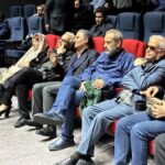 در سایه درخت طلایی کیارستمی، پدر نقد سینما