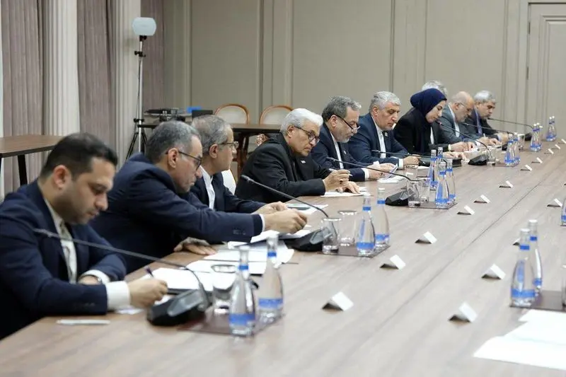 دیدار عراقچی با مقامات رئیس جمهور آذربایجان 5 photo_2025-12-08_16-20-11 (2)