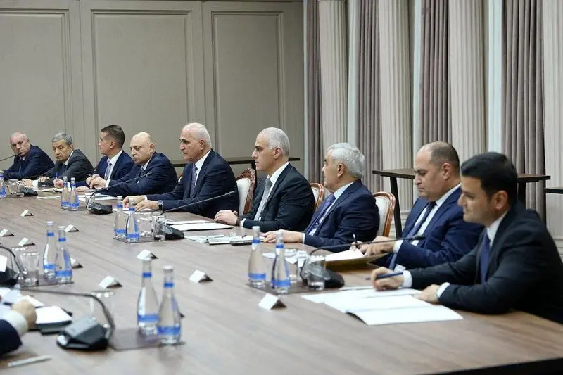 دیدار عراقچی با مقامات رئیس جمهور آذربایجان 6 photo_2025-12-08_16-20-12 (2)